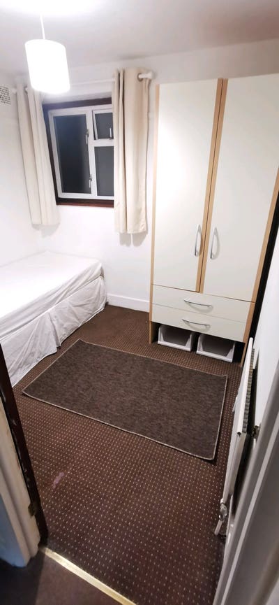 Single room In Northgate   Main Photo