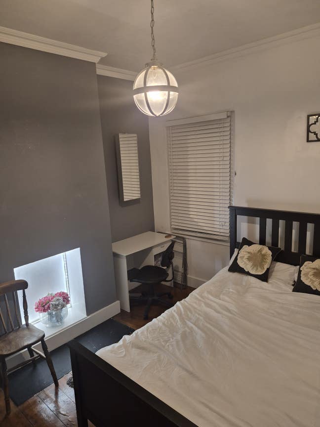  Double Room  for Single Professional Female Main Photo