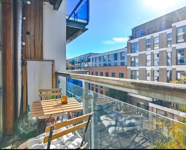 1-3 month sublet  Main Photo