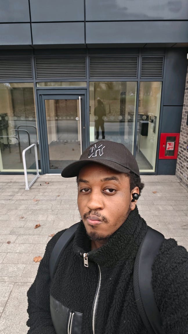 Looking for a spacious double room (Cat-Friendly) Main Photo