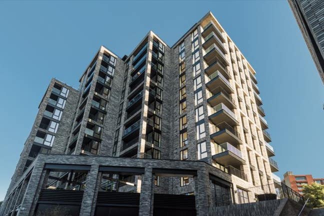 Large 2 Bedroom Apartment in Kings Cross New Build Main Photo