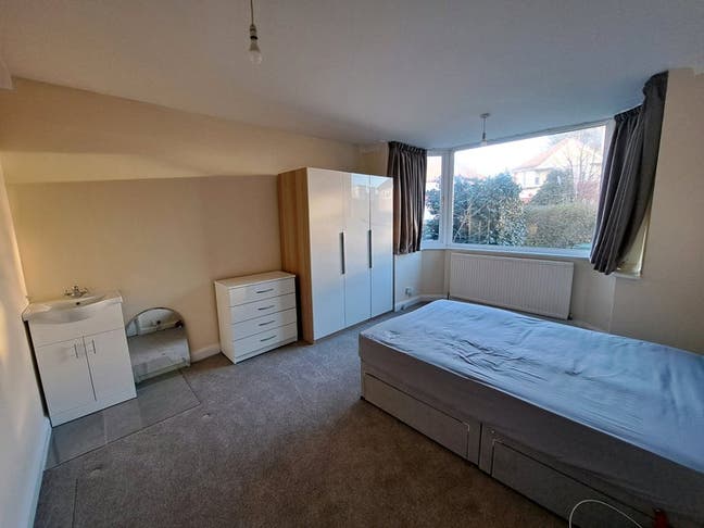 Room to Let  Main Photo