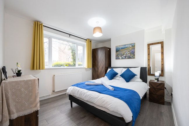 Double Flat – All Bills Included, No Deposit Main Photo