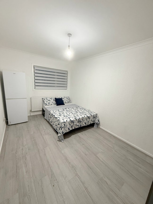 Double Rooms in Seven Sisters / 15 Min to Central Main Photo