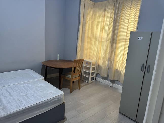 2 rooms available  Main Photo