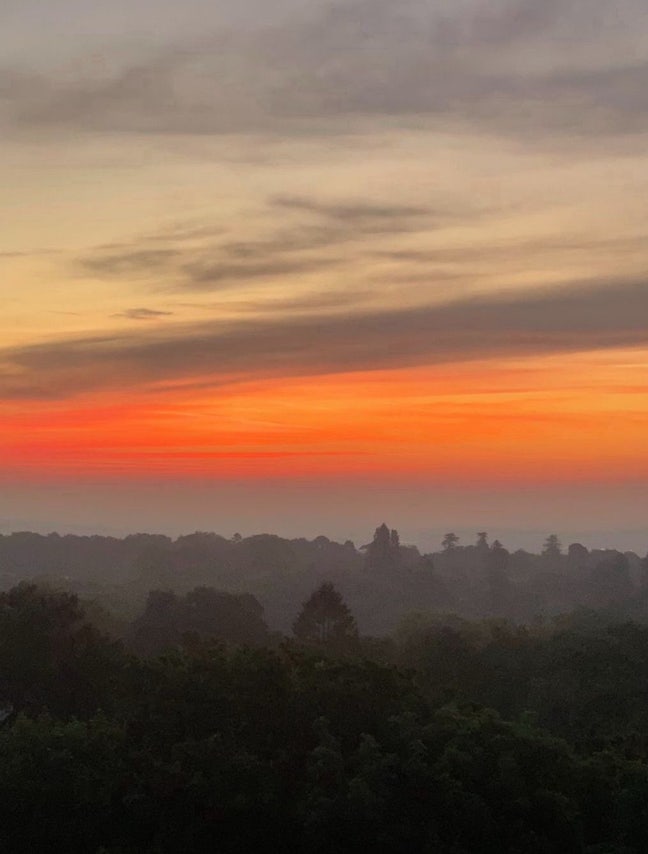 Room and sun room  Main Photo