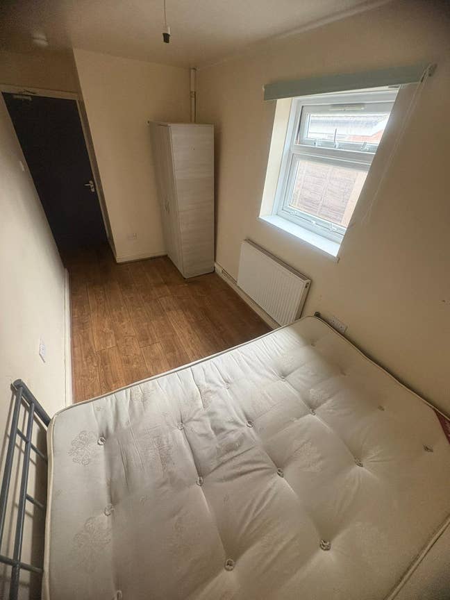 ✨ FREE First Month | Private Double Room B21 | UC Main Photo