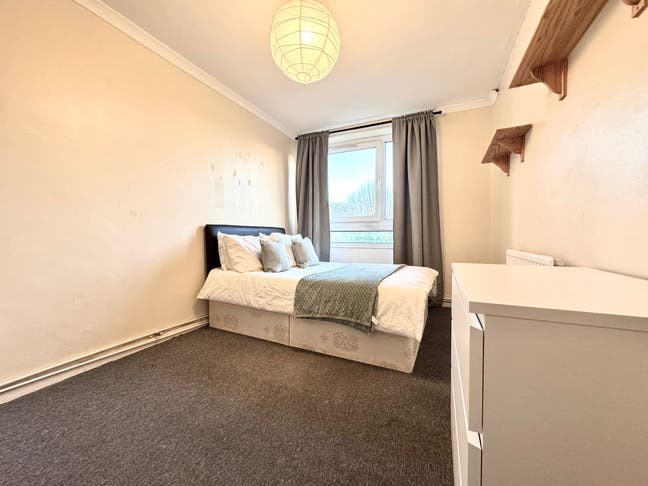 🔥Zone 2 - 2 Special Double Rooms + Living Room🔥 Main Photo