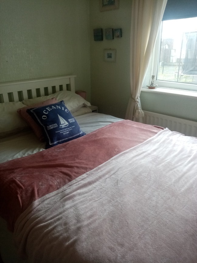 Great 3 bedroom flat in NE2 Main Photo