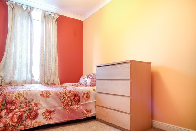 Double Room in a Shared Flat – E14 🏠 Canary Wharf Main Photo