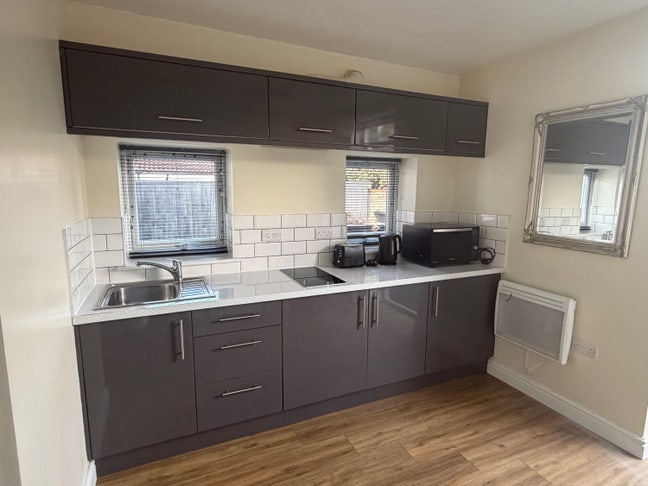 Self-Contained Double Room En Suite  Main Photo