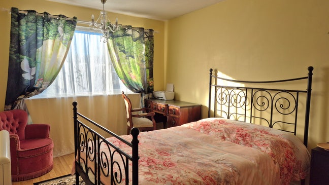 Two good size of double rooms  Main Photo