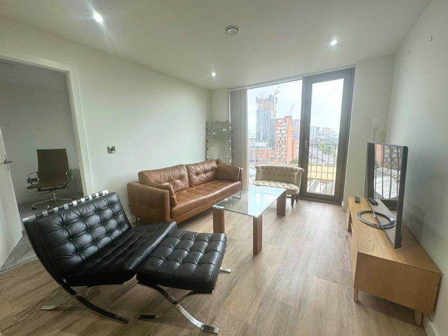 En-suite room to rent in Manchester city  Main Photo