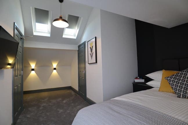 ✨ Luxury En-Suite Living in Walkden 🏡 Main Photo