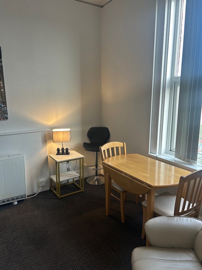 Room to Let in Birkdale  Main Photo