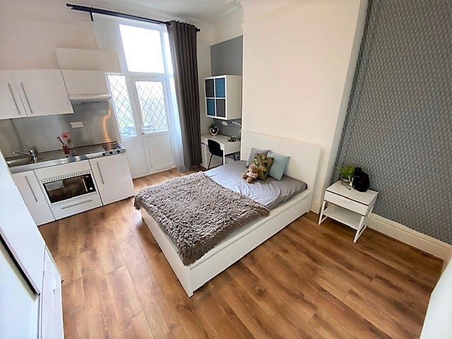 Double Room on City Rd Main Photo