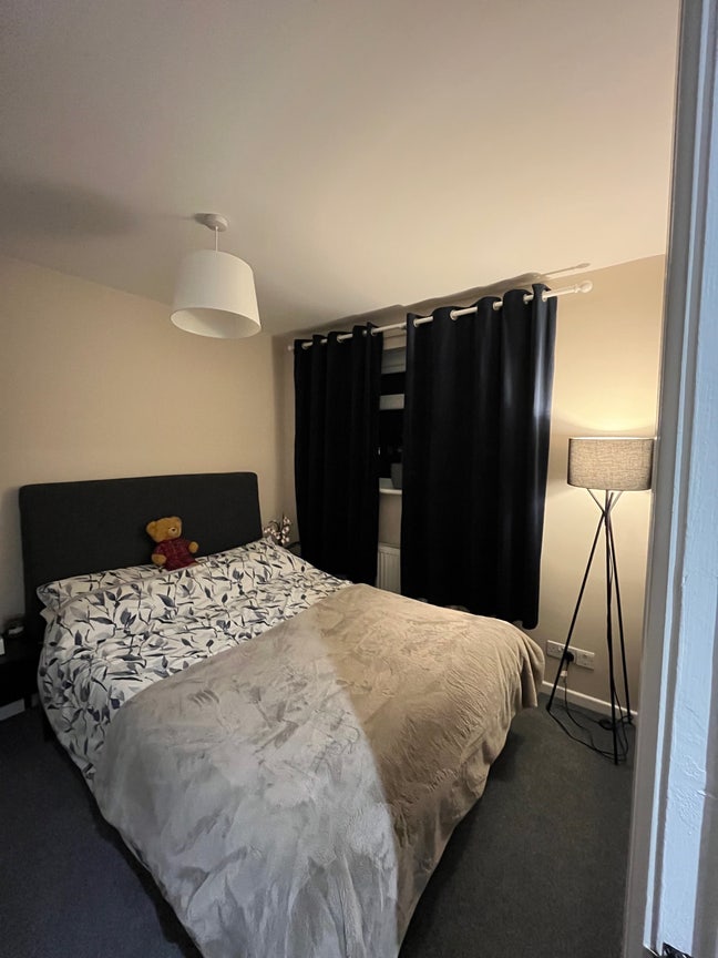 Double room in lovely house with garden  Main Photo