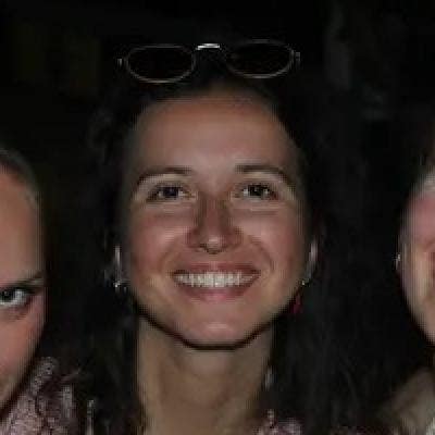 Looking for studio or double room Main Photo