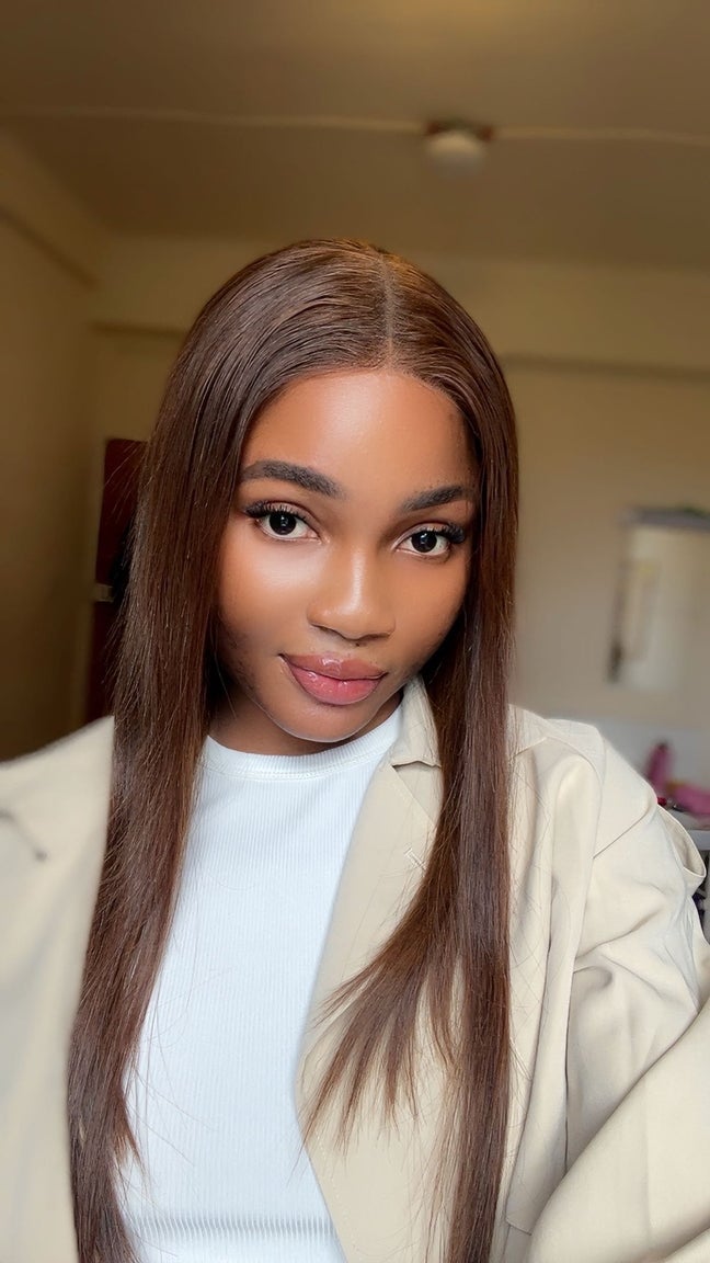 2 rooms sought by 2 females Main Photo