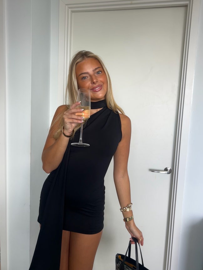 looking for flatmate(s) Main Photo