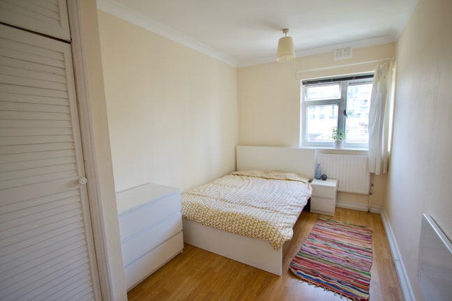 Last double room bills inc! Vauxhall SW8 Nine Elms Main Photo