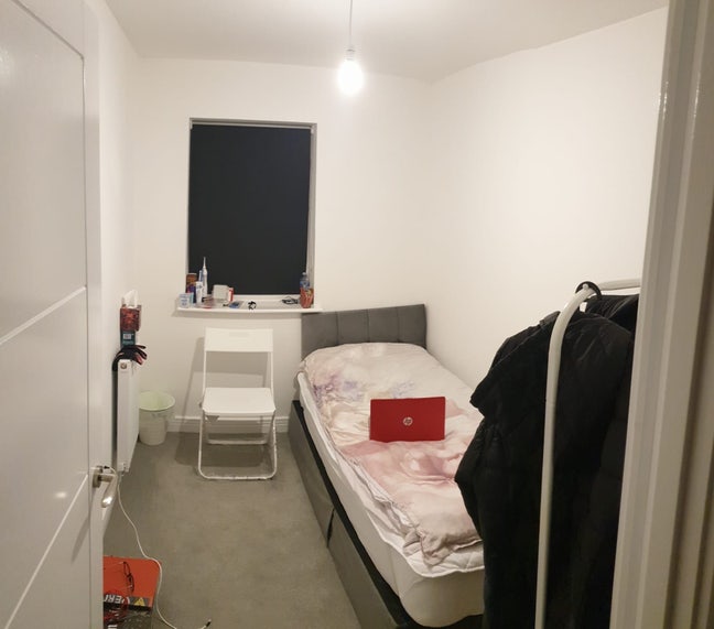 Single Room Available /  Female Preferred Main Photo