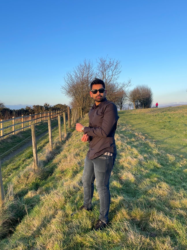 Quite Indian couple seeking long term room Main Photo