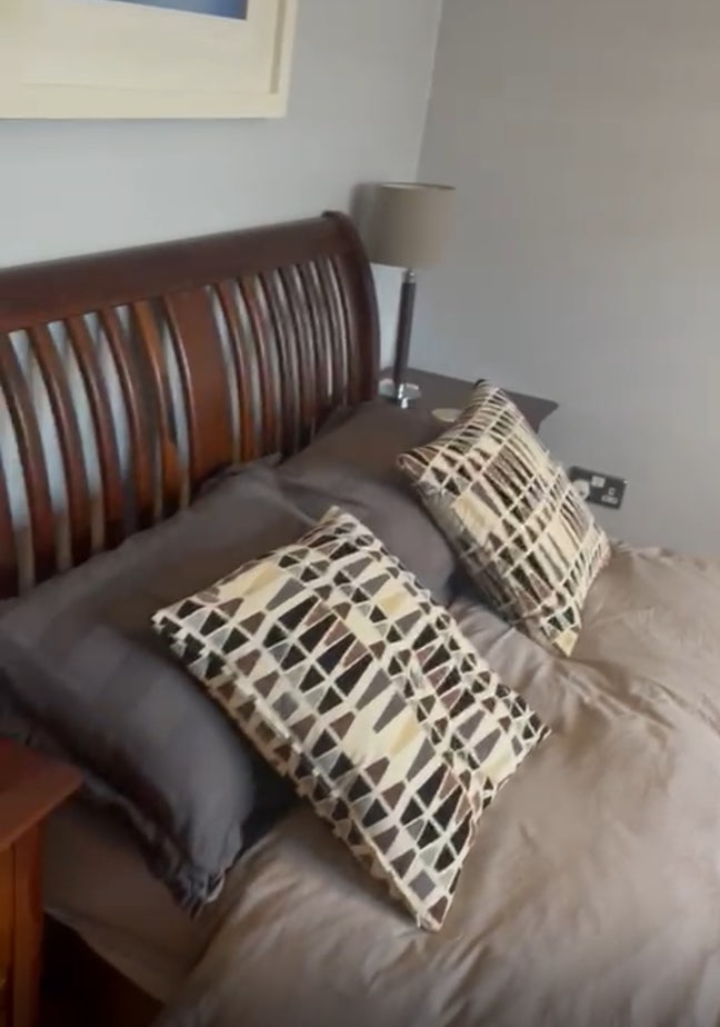 Spacious two double bedroom to Rent in city centre Main Photo