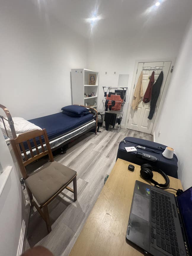 Bright Single Room – Wembley Triangle (HA9 6BA) Main Photo