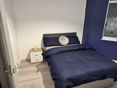 🌟 Amazing 6-Bedroom HMO for Young Professionals Main Photo