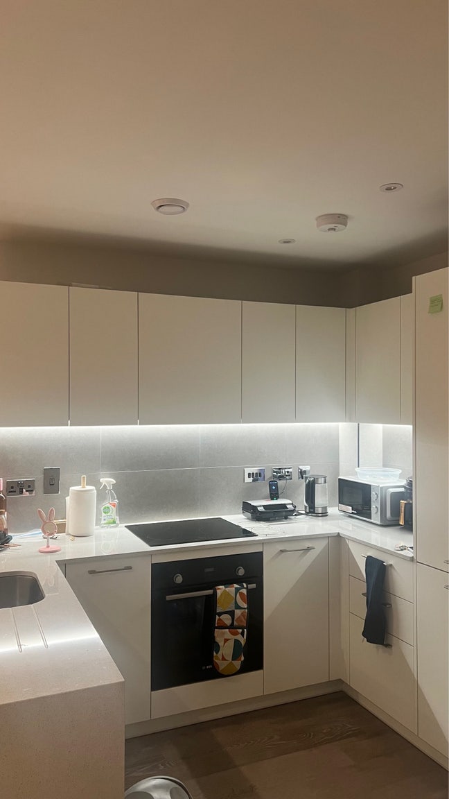 1 Room for Rent with a Private Bathroom  Main Photo