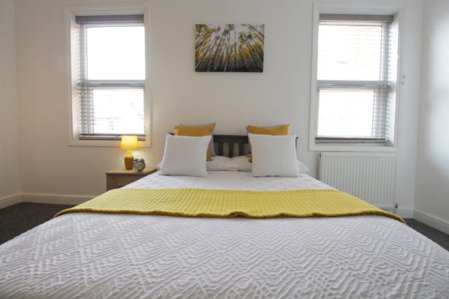 Fully furnished double ensuite- &pound;100 OFF  Main Photo