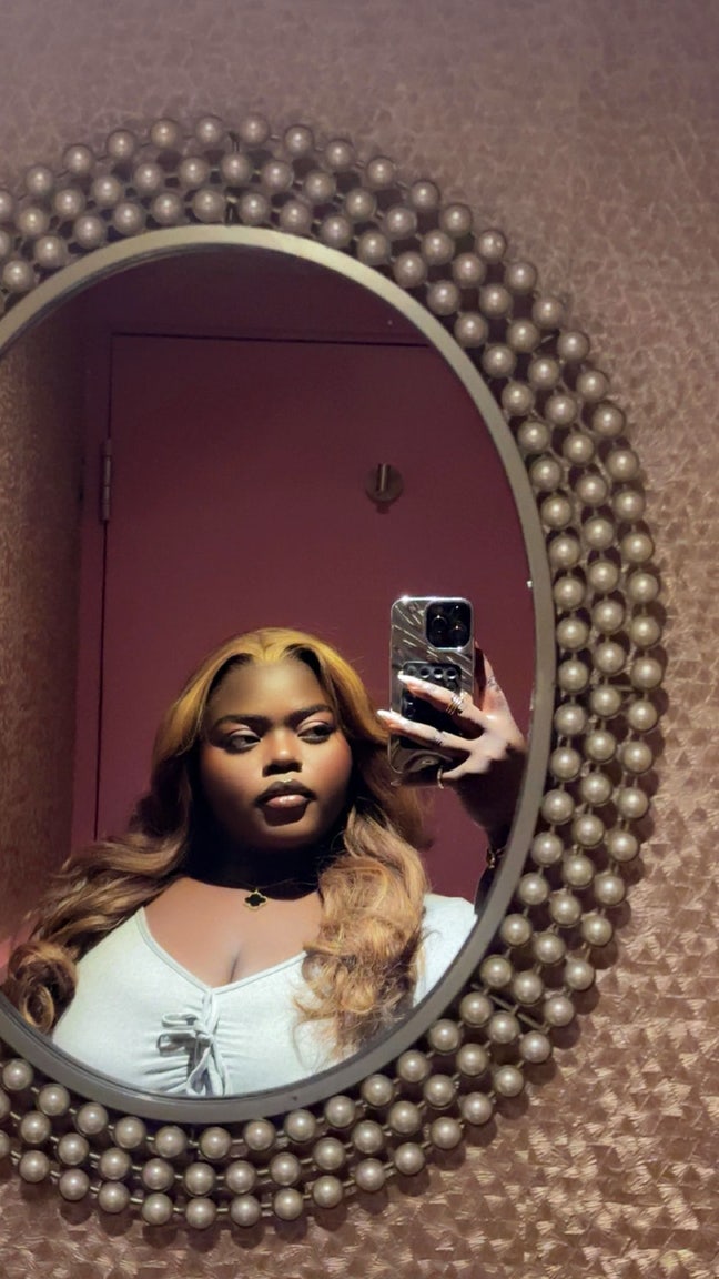 23 year old Female seeks a single or double room Main Photo