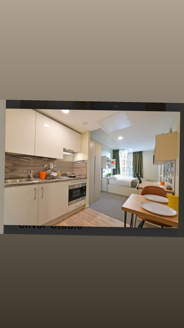 Silver studio at Liv student accommodation  Main Photo