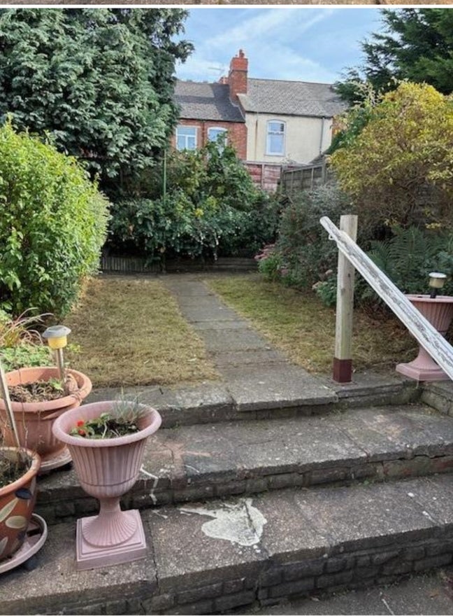 3 bedroom property in smethwick  Main Photo