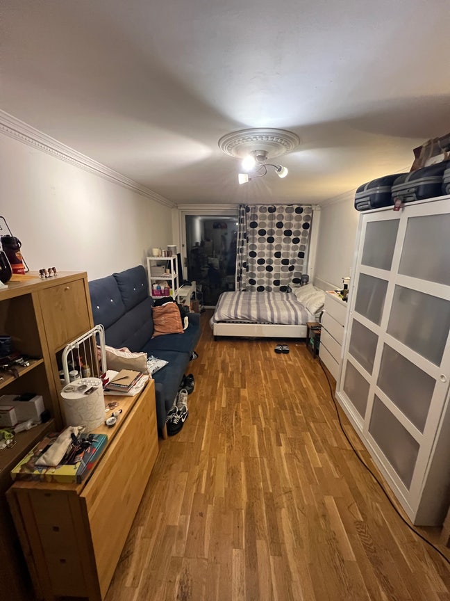 Large double room in a fantastic location Main Photo