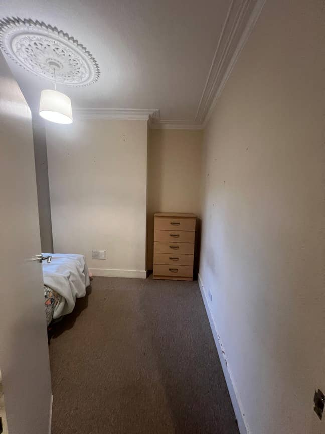 Room Available In Stratford Main Photo