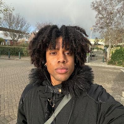 Creative student looking for a room  Main Photo