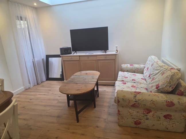 Lovely Large Double Rooms in Pembroke Main Photo