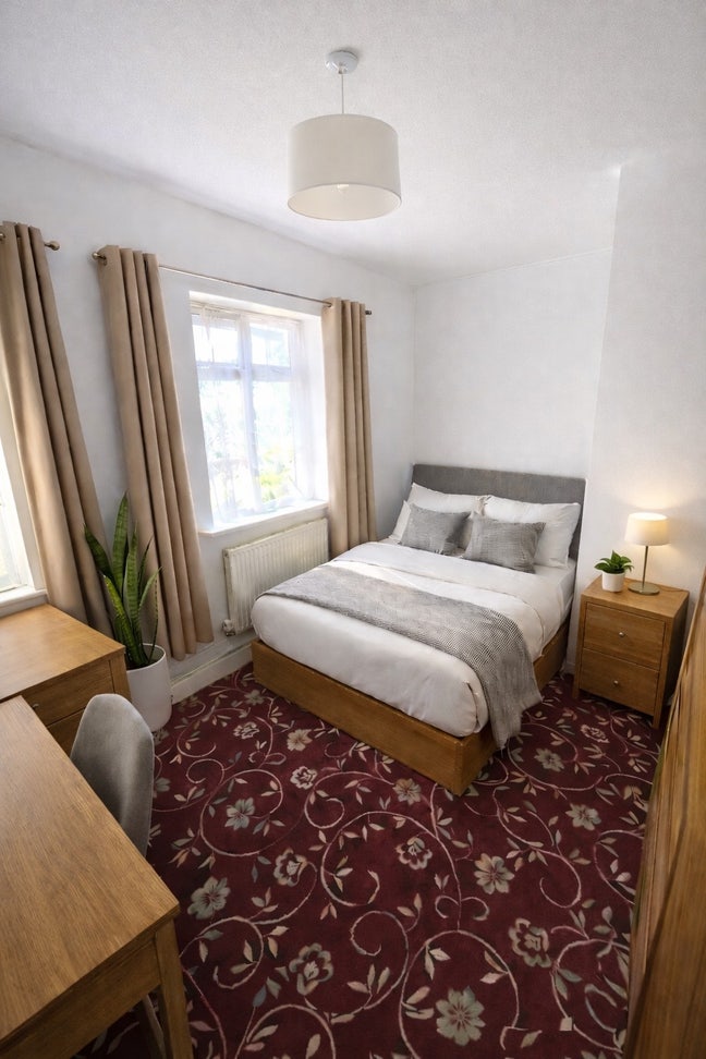 Professional Rooms in Canary Wharf (E14) Main Photo