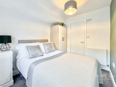 💎 En-Suite Rooms – 5 Min Walk to Hospital! 💎 Main Photo