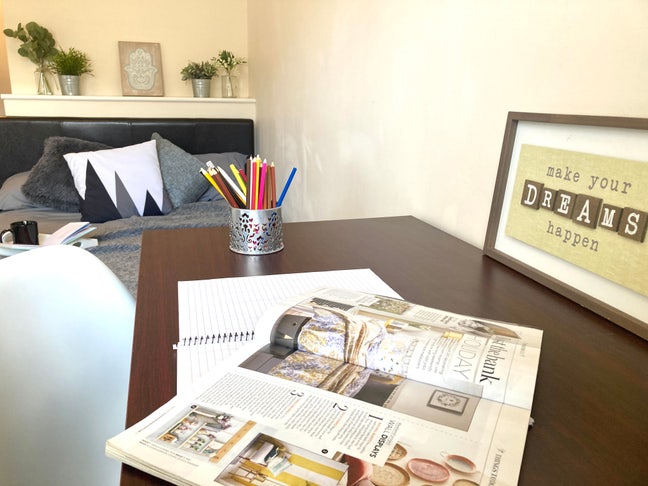 Snug Homes Are the Ones Worth Staying in 💛✔️ Main Photo