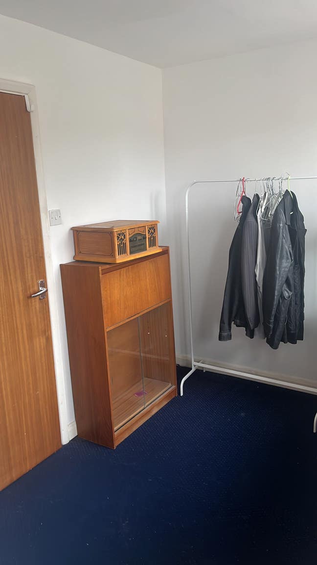 Tidy double bedroom Main Photo