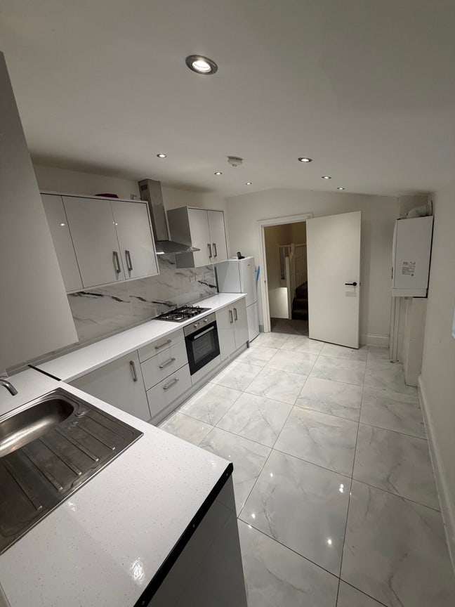 One double room available  Main Photo