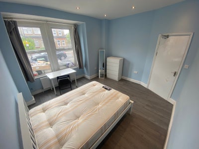 2 Double Rooms Available in Wood Green N22 *.* Main Photo