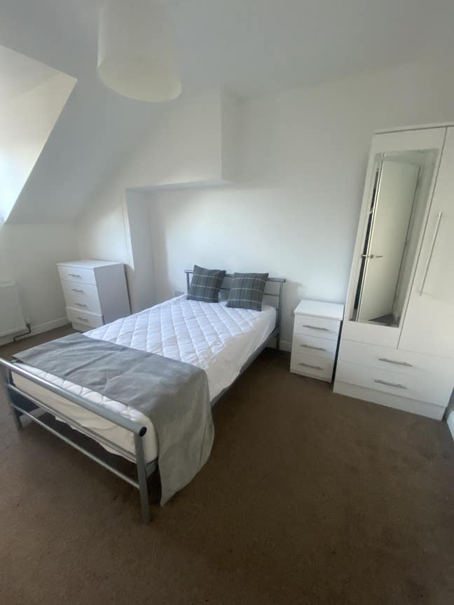 Double Room available in Beeston Near QMC & UON Main Photo