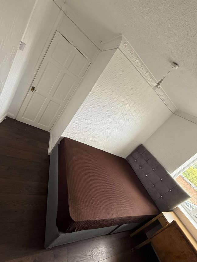 Double Room for Single Person  Main Photo