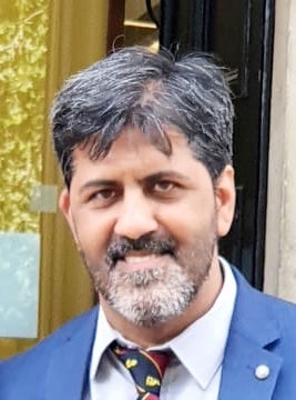 I am a professional (Surgeon) male, looking f... Main Photo