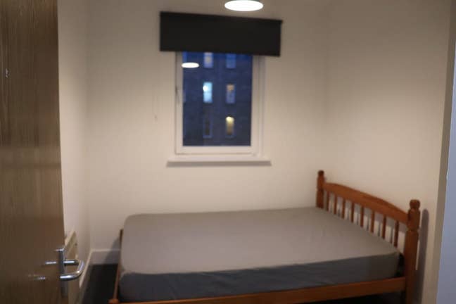 1 furnished bedroom available immediately Main Photo