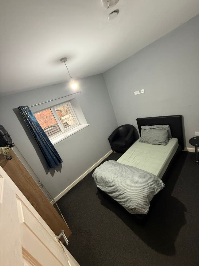 Double room near town centre Main Photo